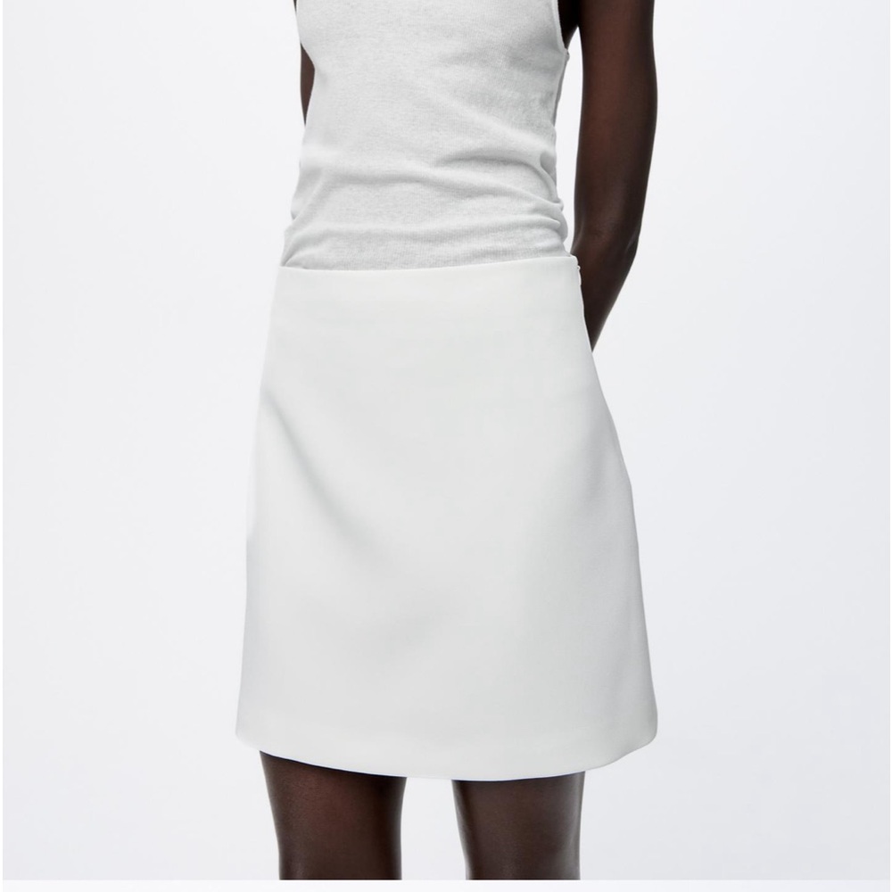 Zara NWT collection mini skirt size M